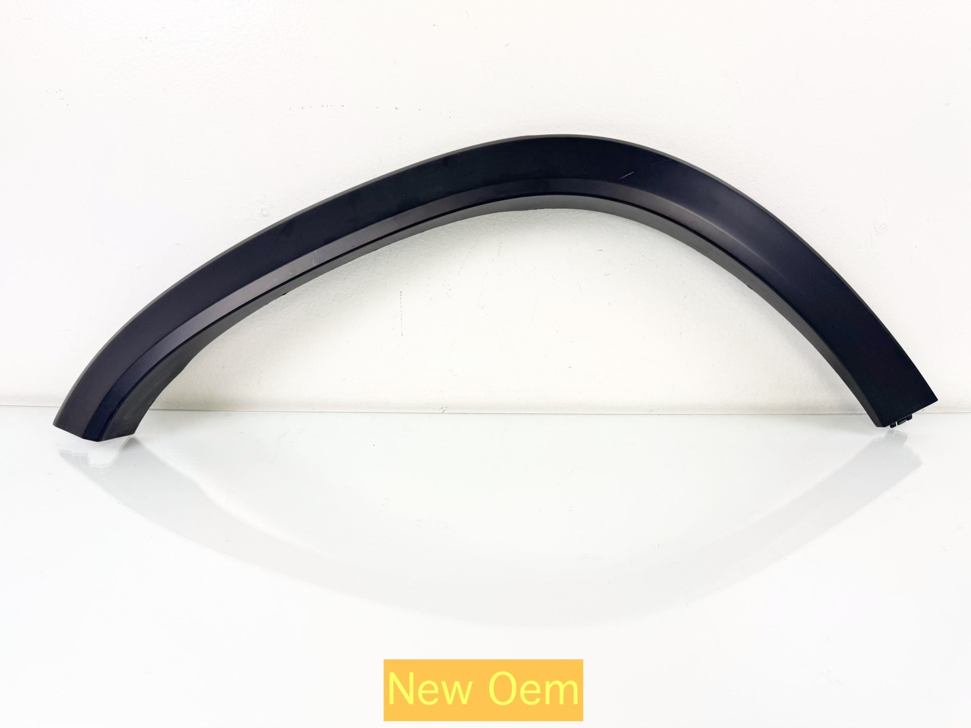 2020-2025 Mercedes-Benz GLS-Class Rear Right Wheel Arch Molding Trim Panel OEM