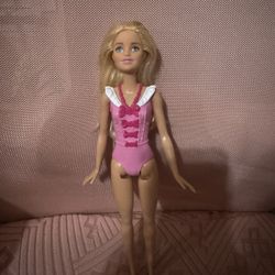 Barbie Mattel Dreamtopia Sweetville Princess 11.5” Tall