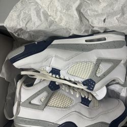 Jordan 4 Midnight Navy