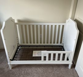 Baby Upholstered Crib