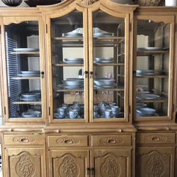 China Cabinet and table with 4 chairs 