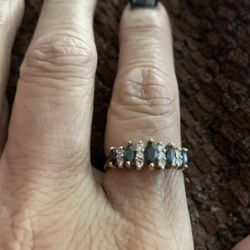 Vintage Crystal Emerald Ring - Size 9 