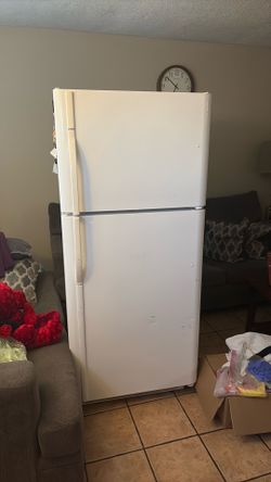 Refrigerator used