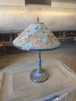 Tiffany-Style Dragonfly Stained Glass Table Lamp