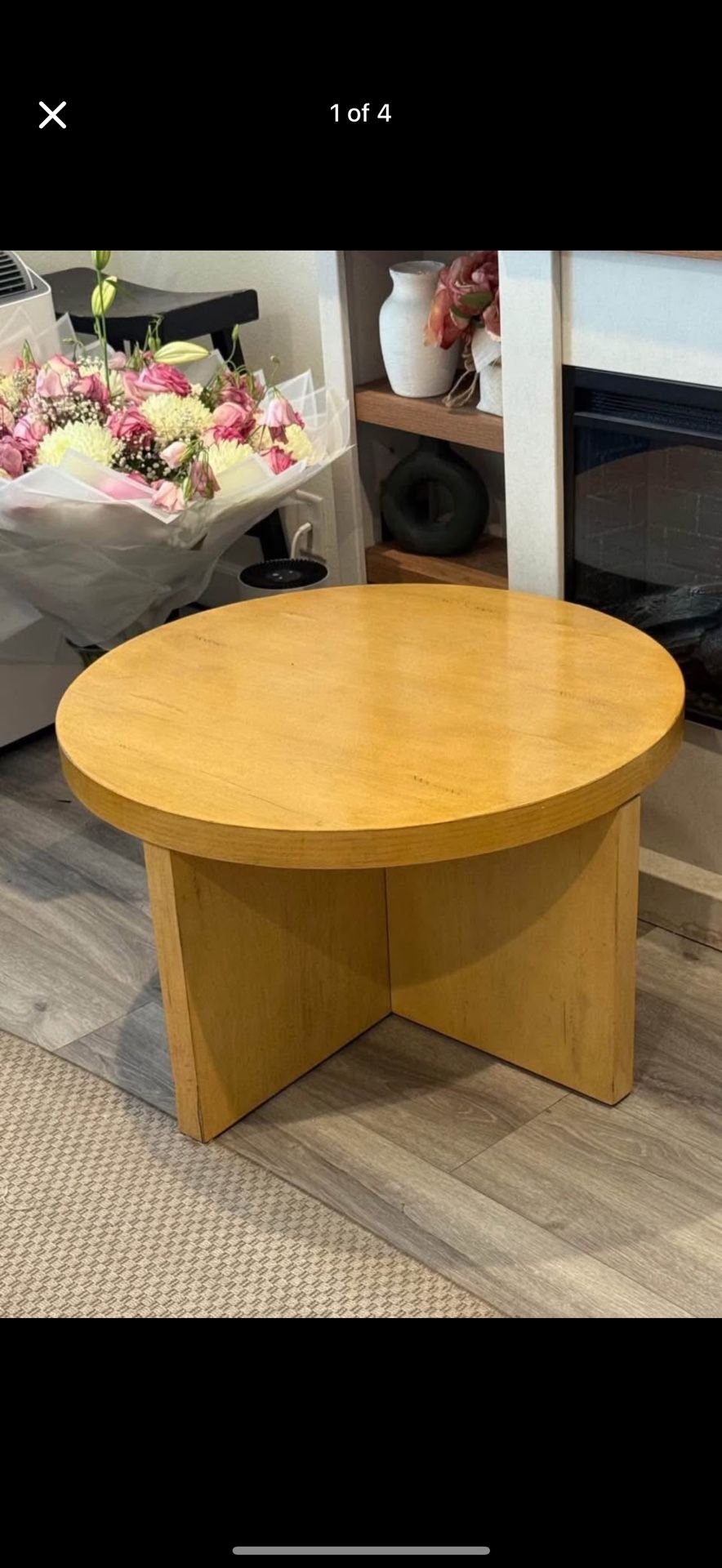 Wood Round Coffee Table 