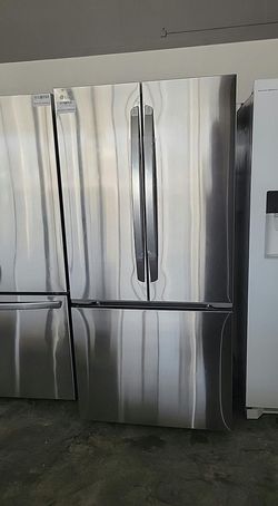 LG French Door Fridge 33" – Stainless, Bottom Freezer, ThinQ