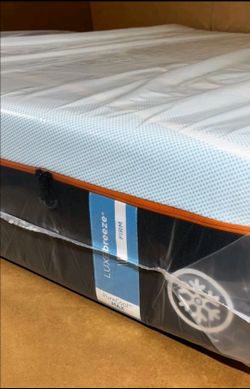 King Size Tempur-Pedic LuxeBreeze Firm Mattress