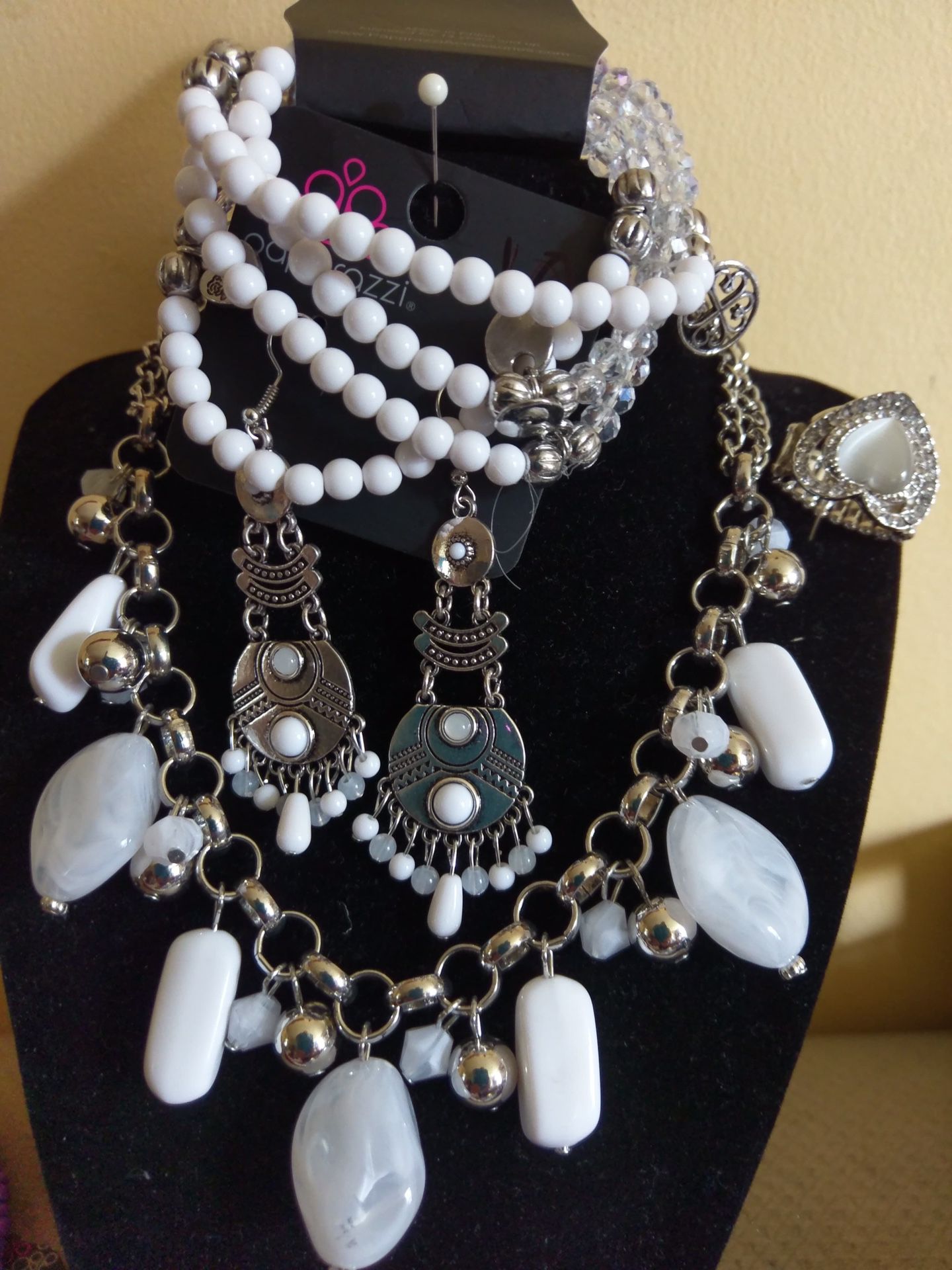 necklace earrings ring bracelets set