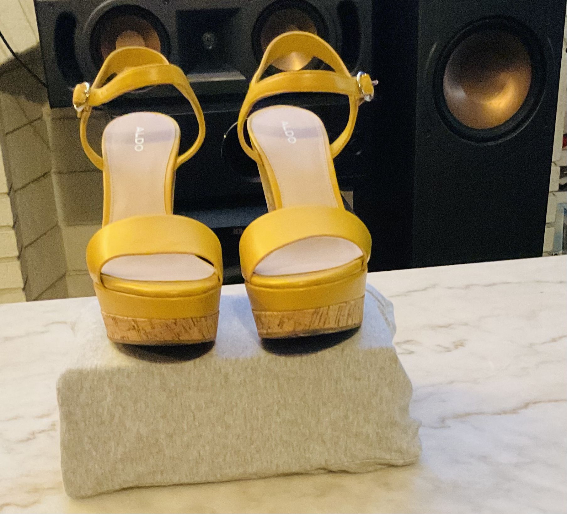 Aldo Wedges