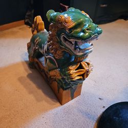 Foo Dog Statue For Sale 250 Or Best Offer