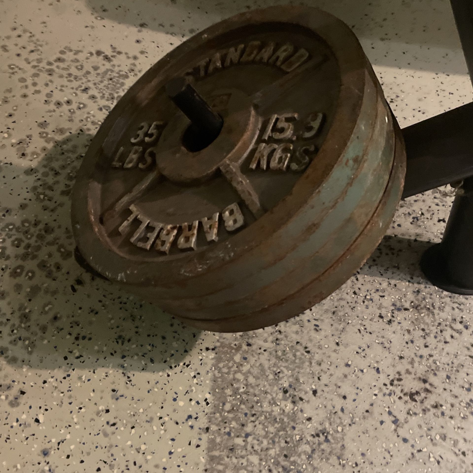 Barbell Standard 35 Lbs X 4 for Sale in San Antonio, TX OfferUp