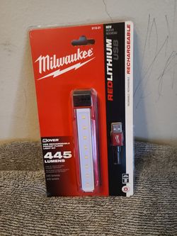 Milwaukee ligth rechargeable 445 lumens