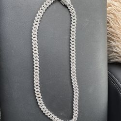 White Gold Plated GLD iced Out 8.5mm Chain (18 Inches)