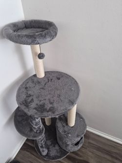 Cat tree