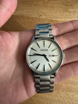 NIXON Sentry Stainless Steel Watch - Silver Face