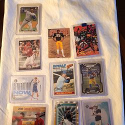 Football, baseball and basketball sports cards lot