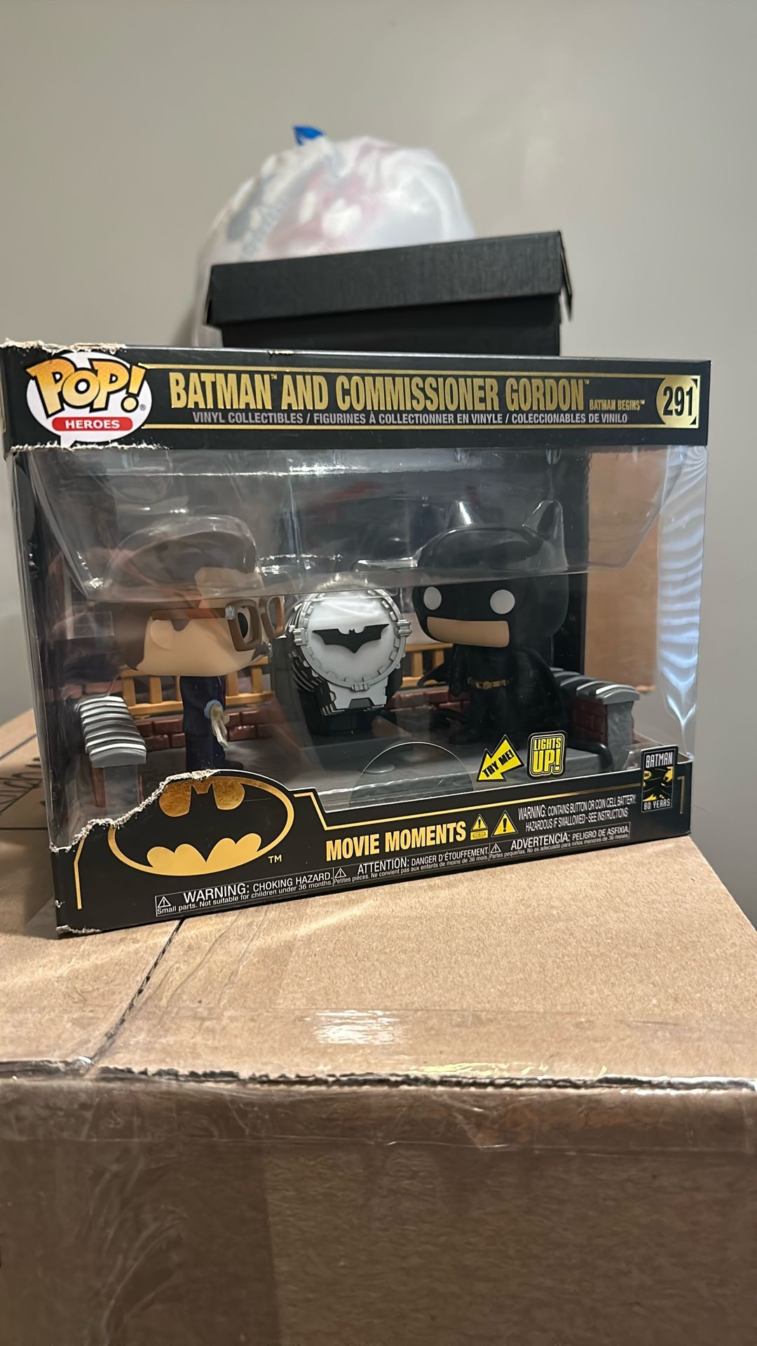 FUNKO POP! Batman and Commissioner Gordon action figures