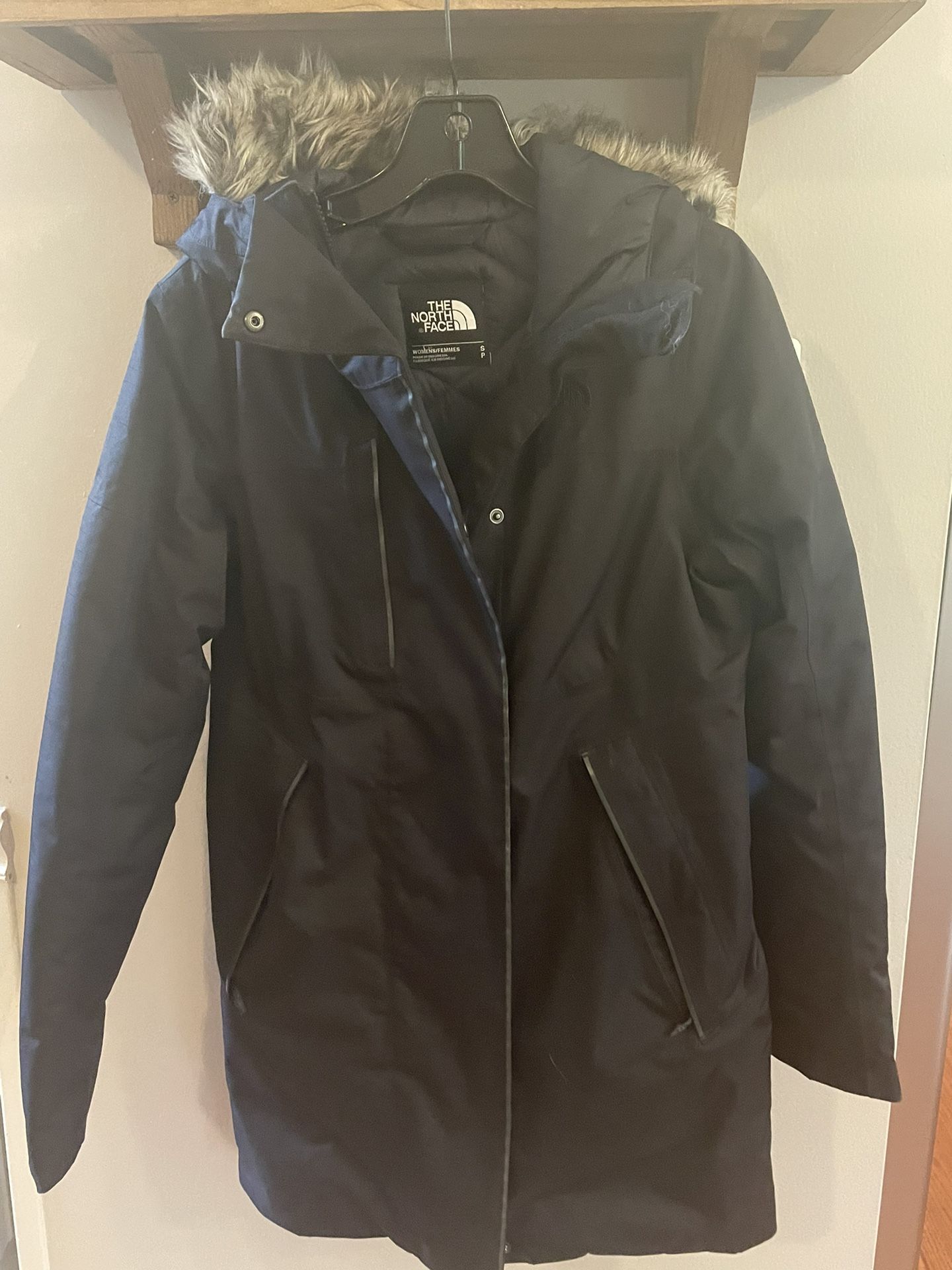 North Face Women’s Arctic Parka 