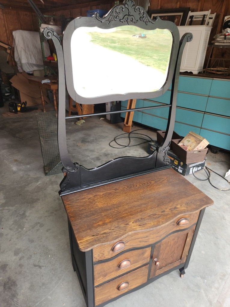 Vintage Washstand