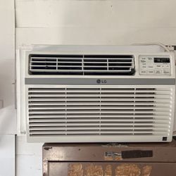 LG 8,000 BTU R32 Window Air Conditioner 