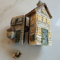 Boyd’s Bears Julie’s Dollhouse Treasure Box