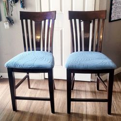 2 Bar Chairs