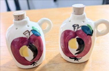 Vintage Salt Pepper Shakers Apple Blossom Purinton Pottery Pair 2.25"×2.25"