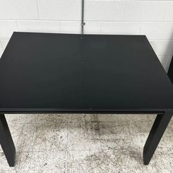 Dining Table With Extendable Leaf 