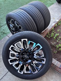 Ultimate wheels 22 inches Chevy Silverado