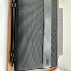 TUMI MULTI CREDIT CARD /PASSPORT 