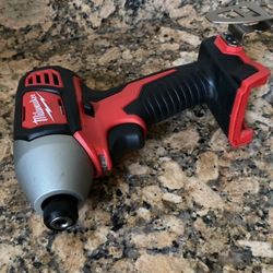 Milwaukee M18 Impact Driver 