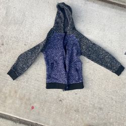 Boys Size 6 Sweatshirt 