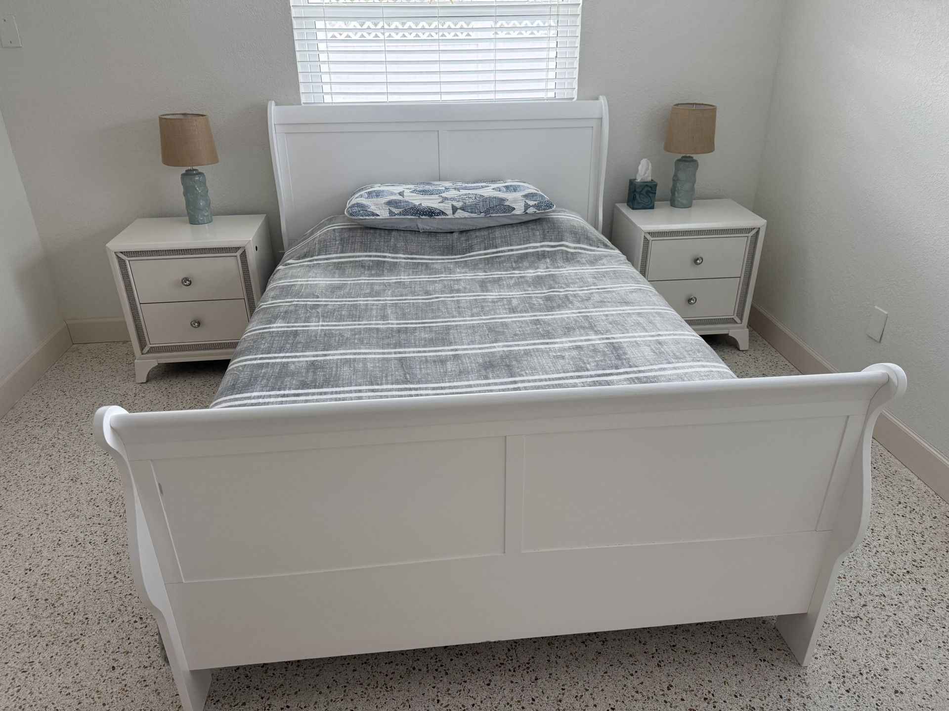 Queen Sleigh Bed Like New