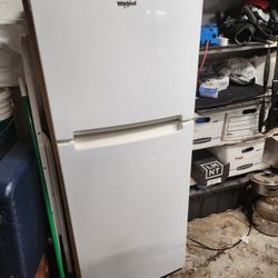 Whirlpool  Apartment Fridgerator $60