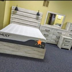 Bedroom Set 4-Piece Ready For Delivery QB, Dresser Mirror Nightstand