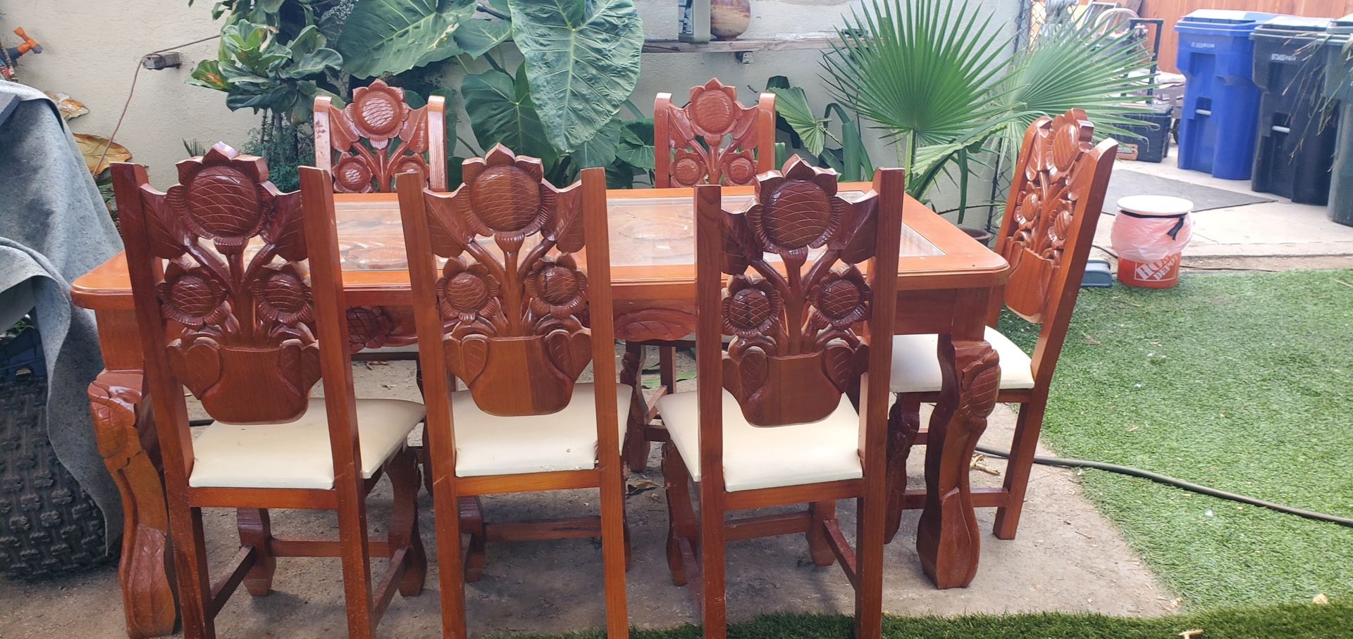 Wood Sunflower Table Set