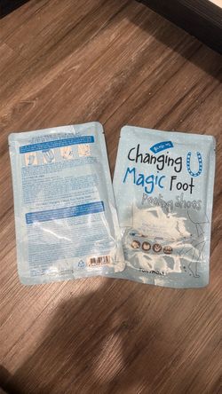 TONYMOLY Changing U Magic Foot Peeling Shoes