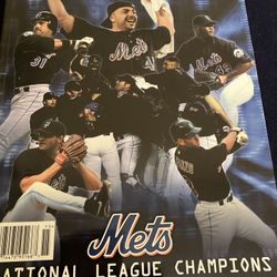NY METS 2001 Yearbook 