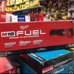 Milwaukee New Saw Zall 18M Fuel