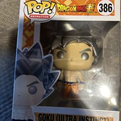 GOKU ULTRA INSTINCT Funko Pop