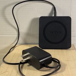 Insignia Wireless Charging Pad For Qi-Compatible Devices 4ft iPhone Samsung GUC 