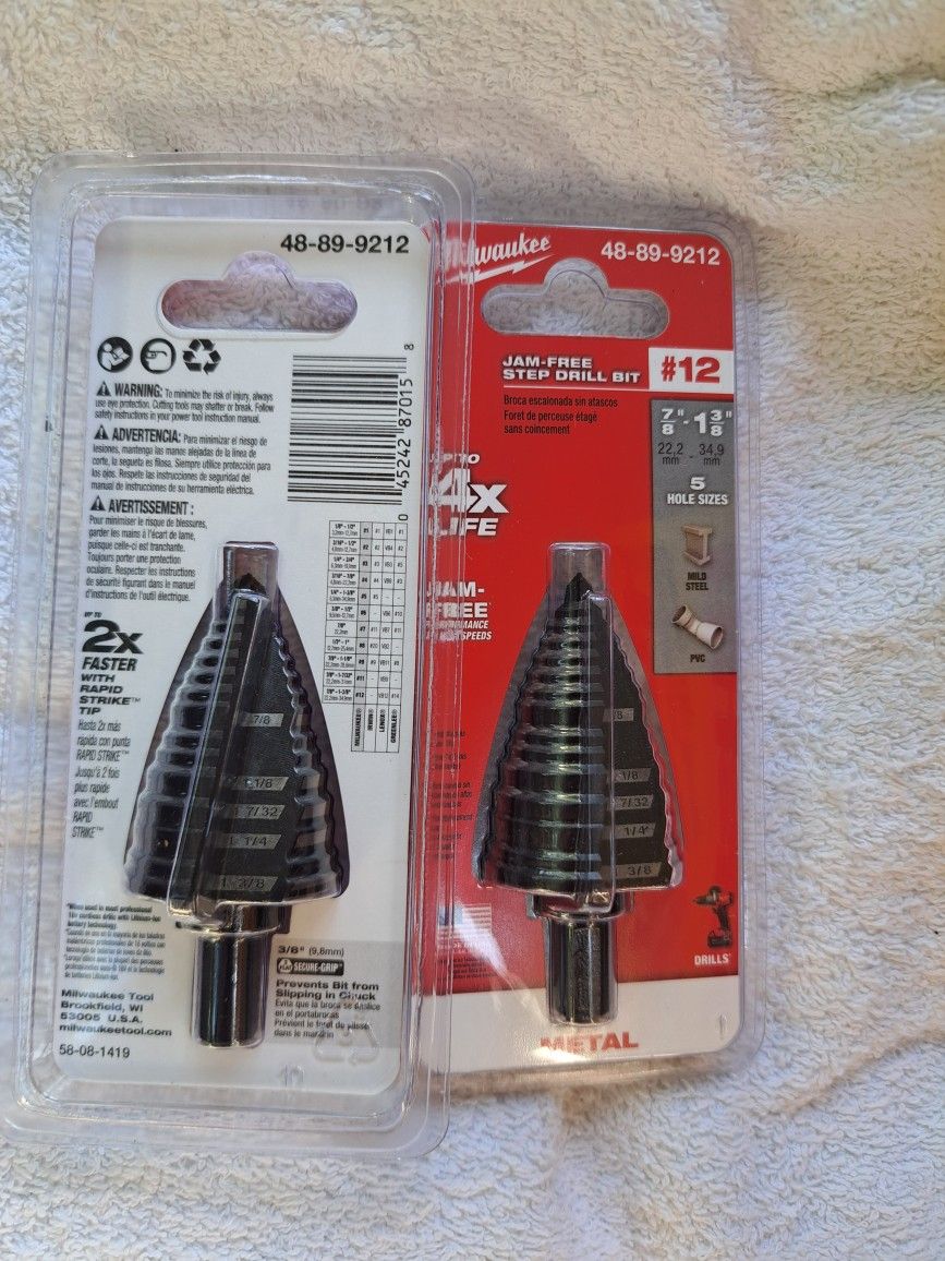 Milwaukee
7/8 in. - 1-3/8 in. #12 Black Oxide Step Drill Bit 20 Each