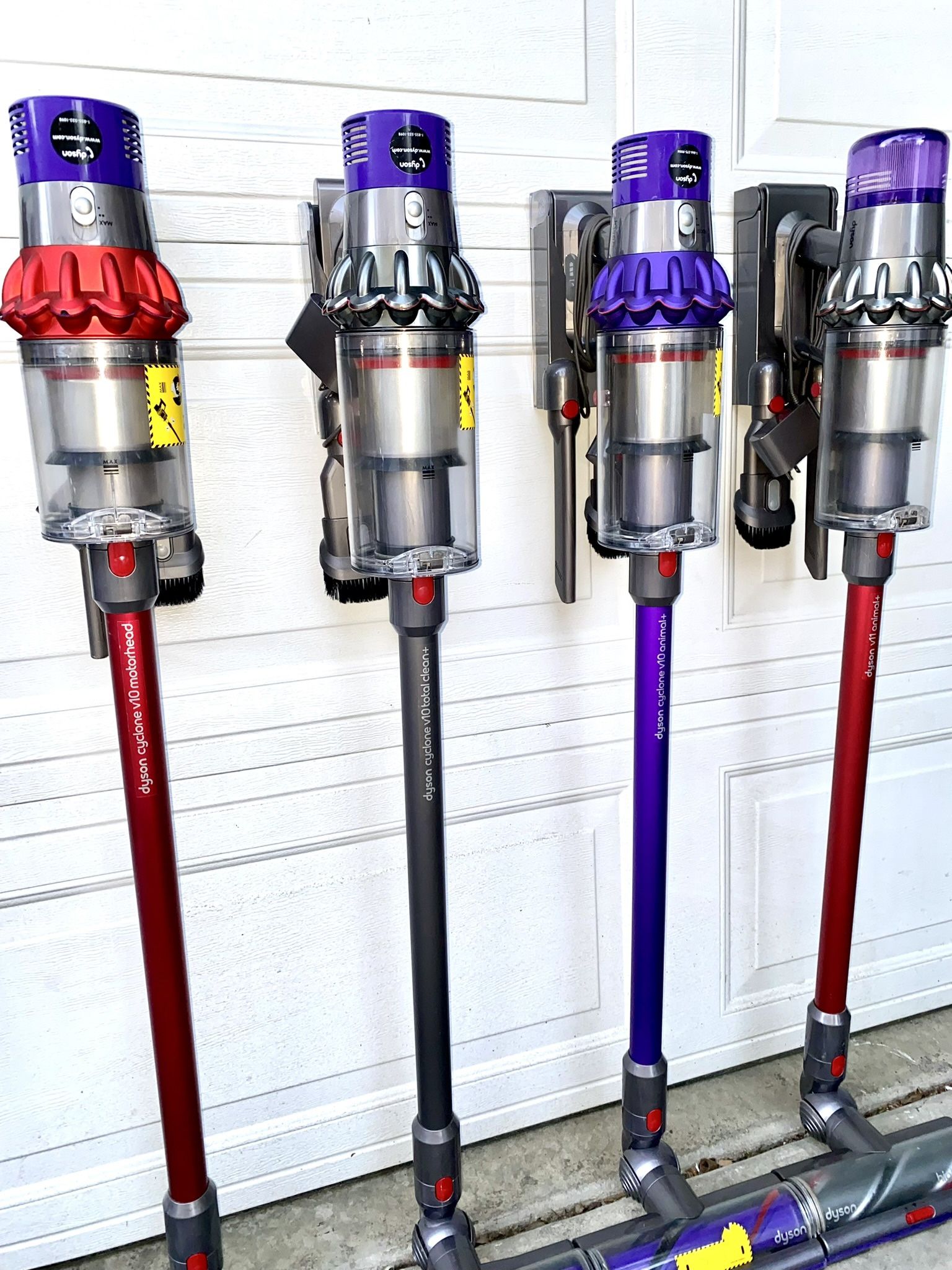 Dyson Cordless Vacuum Cleaner (s) FULLY REFURBISHED 30 Day Battery