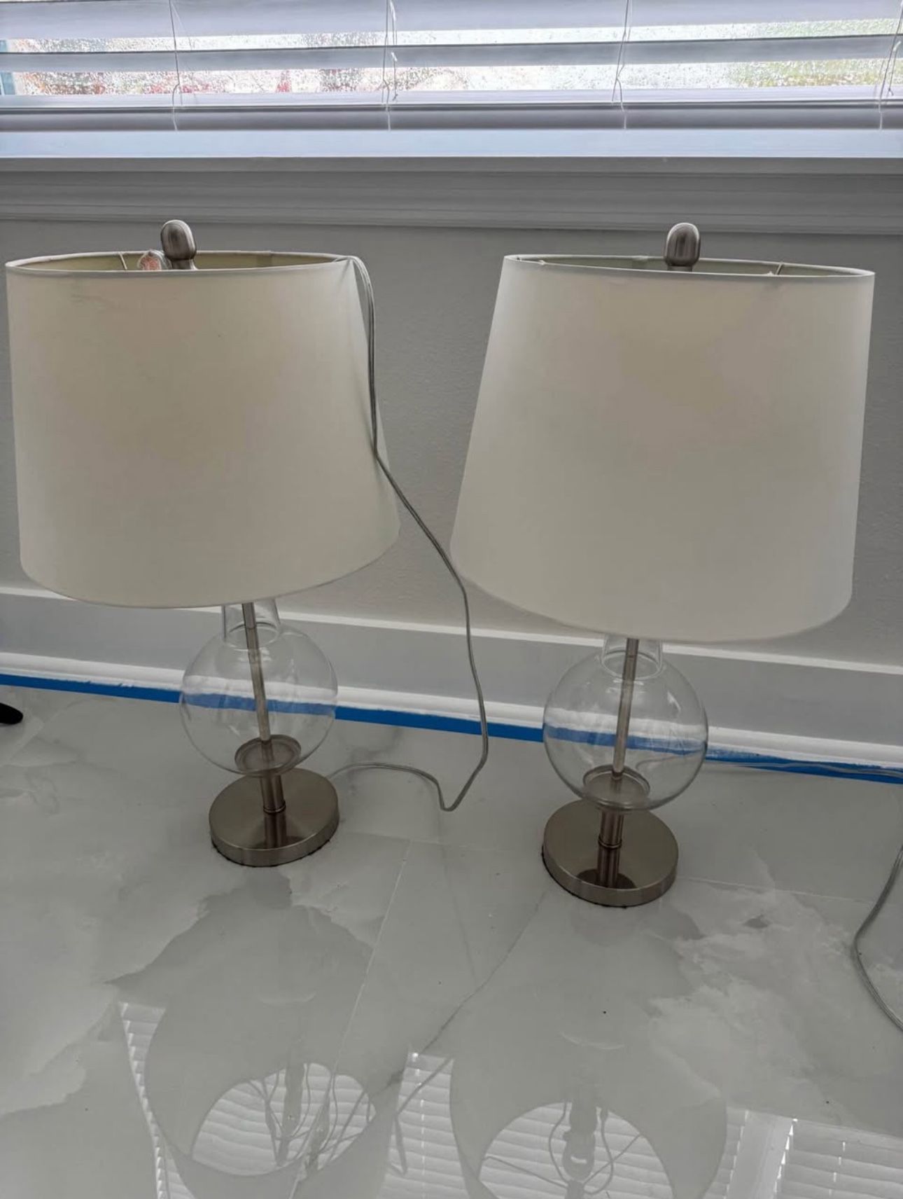 Set of 2 Table Lamps with Glass and metal base
