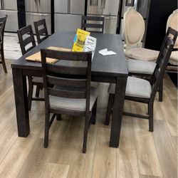 7 Pc Wood Dining Set