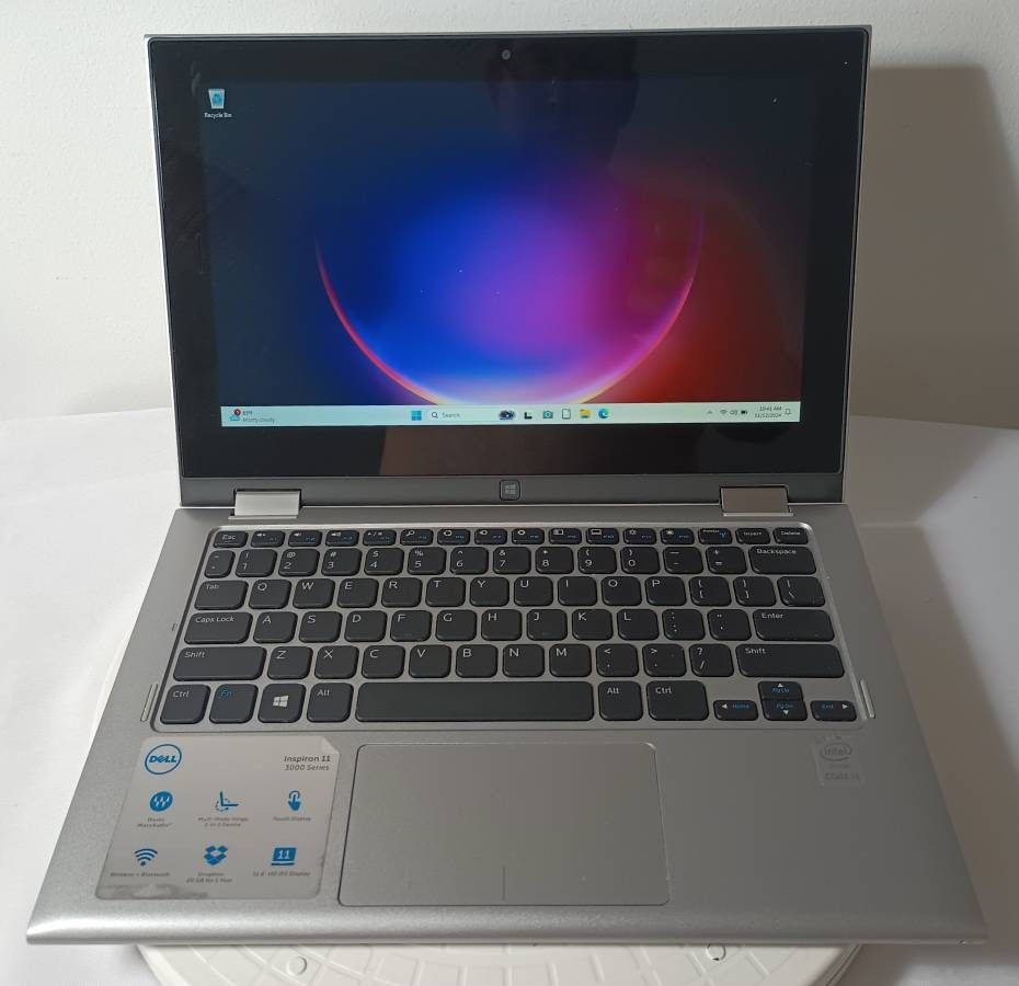 Dell Inspiron 11 TouchScreen 12" Core i3 500GB Hdd 8GB Ram Windows 11