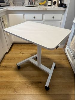 White Adjustable Rolling Laptop Desk / Mobile Standing Desk
