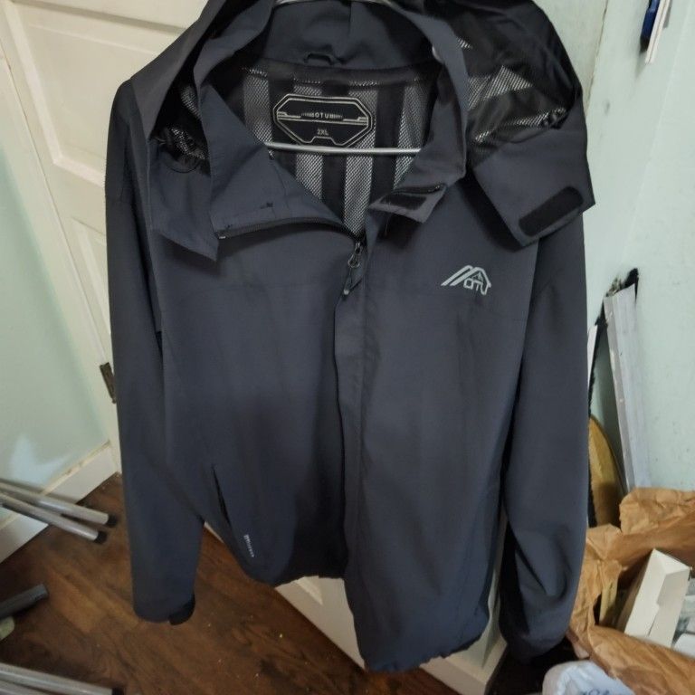 OTU men’s black lightweight waterproof hooded men’s rain jacket 