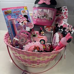 Minnie Mouse Gift Basket