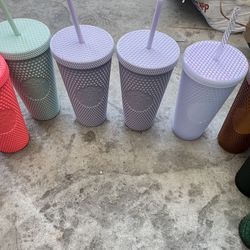 Starbucks Grande Cups